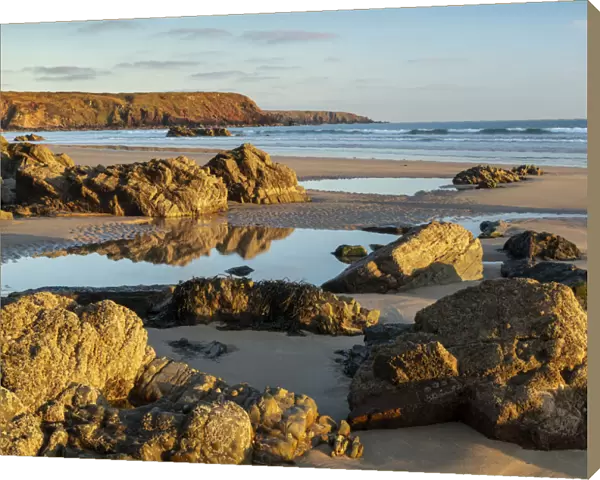 Golden evening sunlight on the beautiful Marloes Sands Beach in Pembrokeshire, Wales