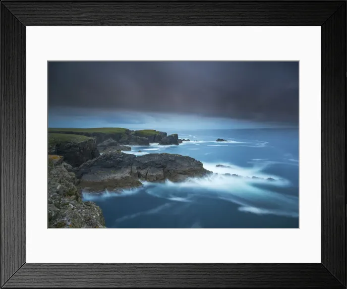Framed Print : An incoming storm portrayted from the cliffs, Harris and Lewis, Outer Hebrides, Scotland Framed Print : An incoming storm portrayted from the cliffs, Harris and Lewis, Outer Hebrides, Scotland