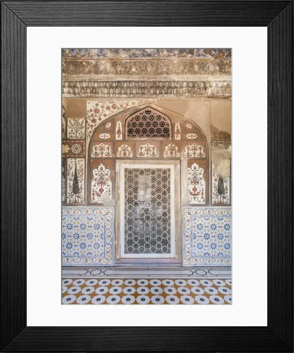 Framed Print : Itimad-ud-Daulah mausoleum interior, Baby Taj, 1628, Agra, Uttar Pradesh, India Framed Print : Itimad-ud-Daulah mausoleum interior, Baby Taj, 1628, Agra, Uttar Pradesh, India