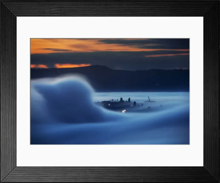 Framed Print : Siena countryside covered with fog during autumn, Val d Orcia, Tuscany, Italy Framed Print : Siena countryside covered with fog during autumn, Val d Orcia, Tuscany, Italy