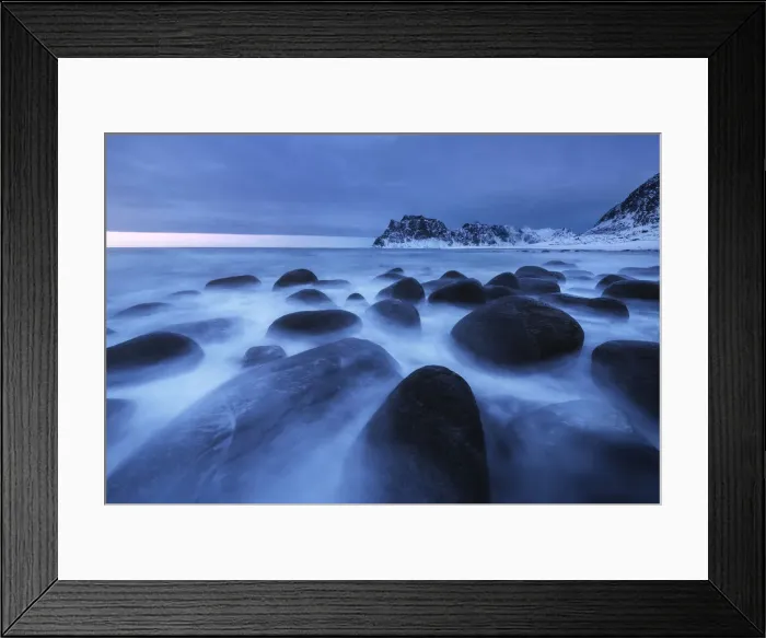 Framed Print : Uttakleiv beach during a cloudy sunset in the Lofoten islands, Norway Framed Print : Uttakleiv beach during a cloudy sunset in the Lofoten islands, Norway