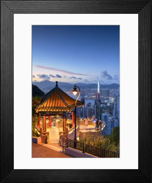 Framed Print : Lion Pavilion on Victoria Peak and skyline at sunset, Hong Kong Framed Print : Lion Pavilion on Victoria Peak and skyline at sunset, Hong Kong