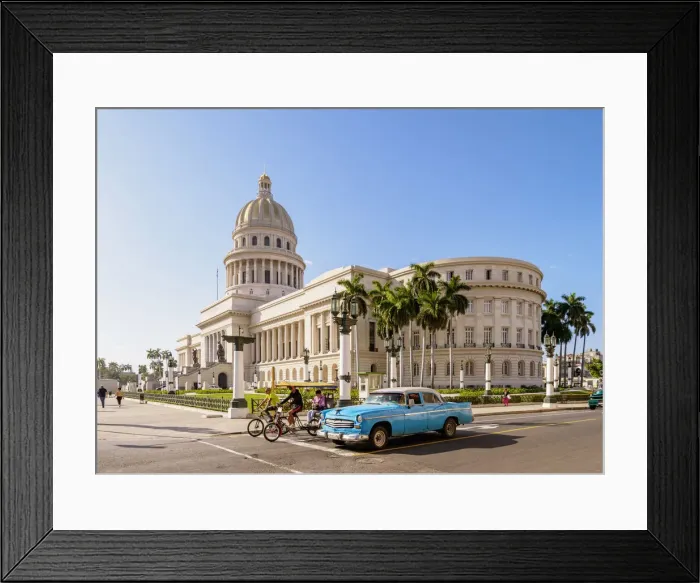 Framed Print : El Capitolio in Havana, La Habana Province, Cuba Framed Print : El Capitolio in Havana, La Habana Province, Cuba