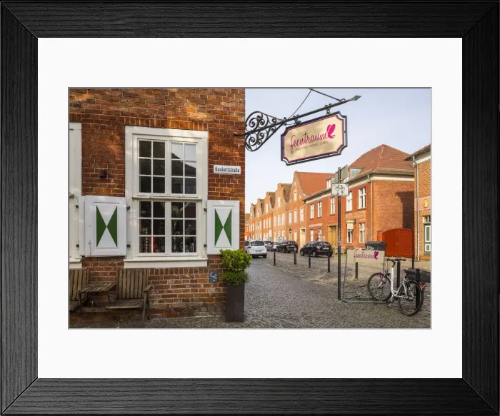 Framed Print : Dutch Quarter, Potsdam, Brandenburg, Germany Framed Print : Dutch Quarter, Potsdam, Brandenburg, Germany