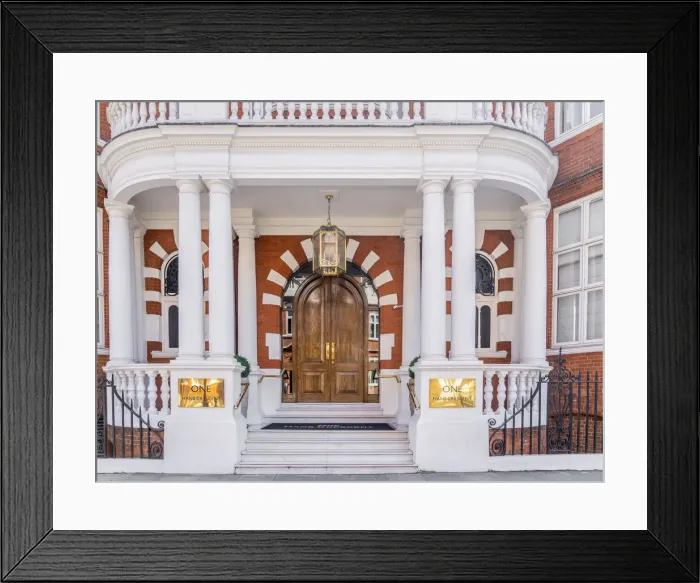 Framed Print : Door, Knightsbridge, London, England, UK Framed Print : Door, Knightsbridge, London, England, UK