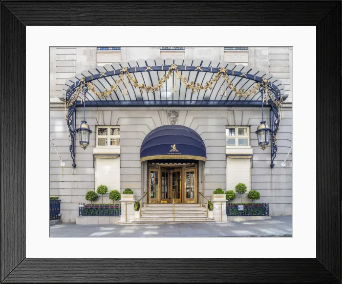 Framed Print : The Ritz Hotel, Picadilly, St James s, London, England, UK Framed Print : The Ritz Hotel, Picadilly, St James s, London, England, UK