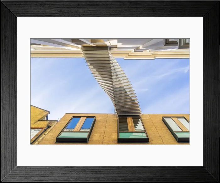 Framed Print : Bridge of Aspiration, Royal Ballet School and Royal Opera House, Covent garden, London Framed Print : Bridge of Aspiration, Royal Ballet School and Royal Opera House, Covent garden, London