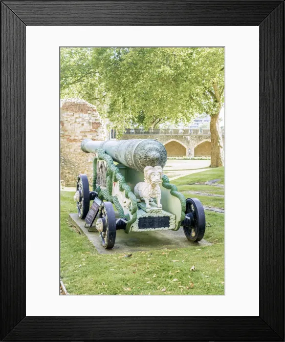 Framed Print : The bronze 24 Pounder Cannon at the Tower of London, UNESCO World Heritage site, London Framed Print : The bronze 24 Pounder Cannon at the Tower of London, UNESCO World Heritage site, London