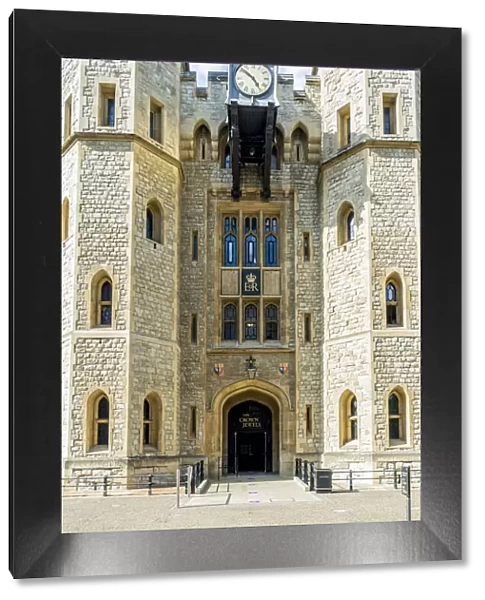 The Jewel House, Tower of London, UNESCO World Heritage site, London, England, UK