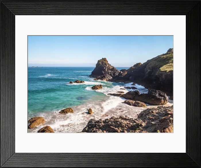 Framed Print : Kynance Cove, Cornwall, England, UK Framed Print : Kynance Cove, Cornwall, England, UK