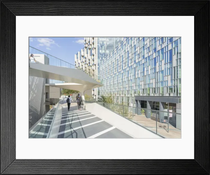 Framed Print : The Tide walkway, Greenwich Peninsula, London, England, UK Framed Print : The Tide walkway, Greenwich Peninsula, London, England, UK