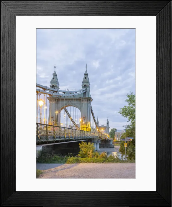 Framed Print : Hammersmith Bridge Illuminated at dusk, Hammersmith, London, England, UK Framed Print : Hammersmith Bridge Illuminated at dusk, Hammersmith, London, England, UK