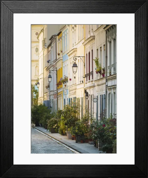 Framed Print : Rue Cremieux, Paris, France Framed Print : Rue Cremieux, Paris, France