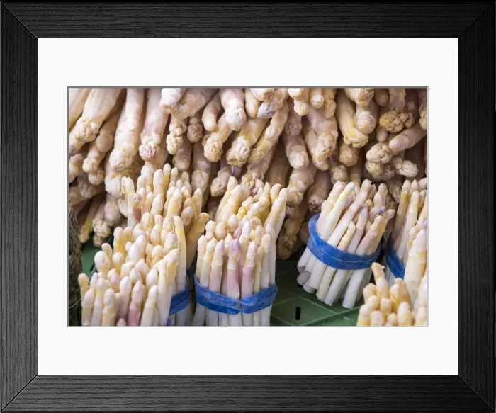Framed Print : Spargel on sale at the weekend farmers market in front of St Pauls cathedral Framed Print : Spargel on sale at the weekend farmers market in front of St Pauls cathedral