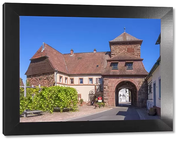 Historical town gate at Billigheim, Palatinate wine road, Rhineland-Palatinate, Germany