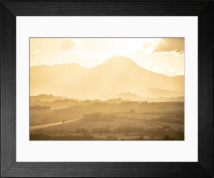 Framed Print : Sunset backlight over hills in Marche region, Central Italy Framed Print : Sunset backlight over hills in Marche region, Central Italy