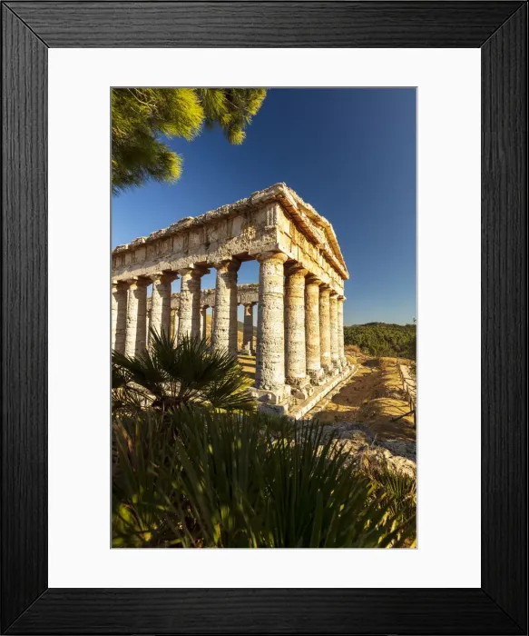 Framed Print : Segesta, Sicily. Temple of Segesta at sunset Framed Print : Segesta, Sicily. Temple of Segesta at sunset
