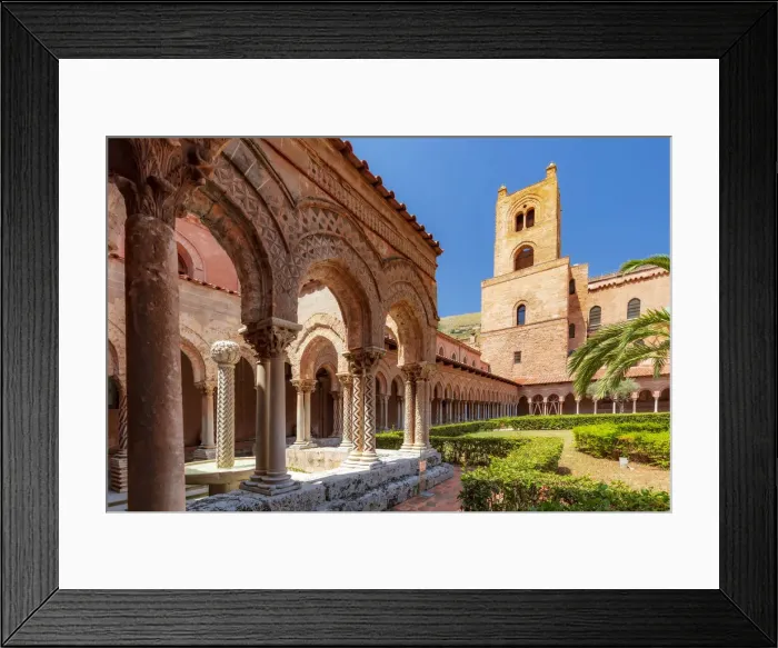 Framed Print : Monreale, Sicily. The cloister of the Benedictine Abbey next to the cathedral Framed Print : Monreale, Sicily. The cloister of the Benedictine Abbey next to the cathedral