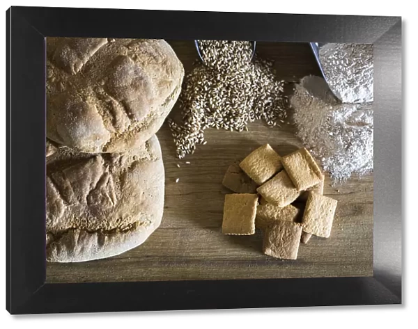 Italy, Tuscany, Serchio Valley, Variety of products made of spelt flour