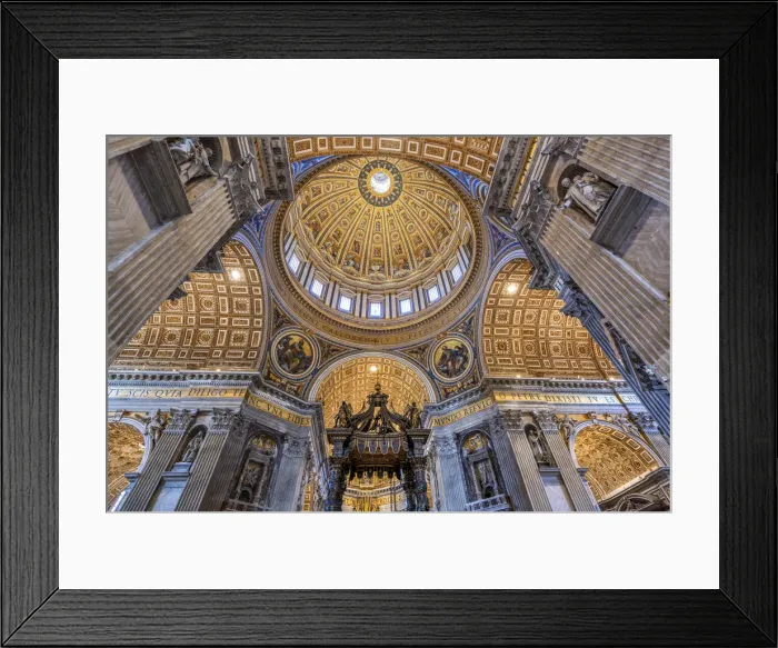 Framed Print : Low angle interior view of the baldacchino and main dome, St Framed Print : Low angle interior view of the baldacchino and main dome, St