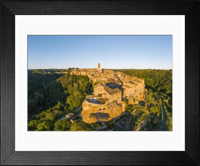Framed Print : The old etruscan town of Pitigliano, Grosseto province, Tuscany, Italy Framed Print : The old etruscan town of Pitigliano, Grosseto province, Tuscany, Italy