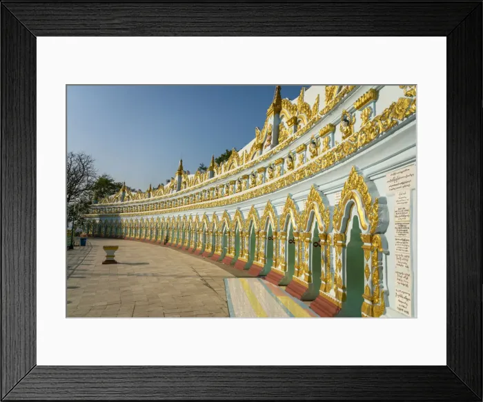 Framed Print : Golden carvings on walls of U Min Thonze Caves, Sagaing Hill, Sagaing, Sagaing Region Framed Print : Golden carvings on walls of U Min Thonze Caves, Sagaing Hill, Sagaing, Sagaing Region