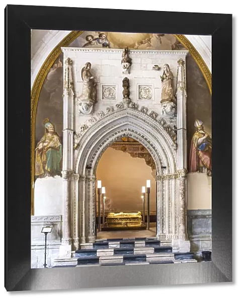 Spain, Castilla-La Mancaha, Toledos Cathedral, The entrance of San Blas chapel