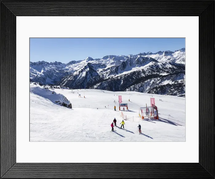 Framed Print : Europe, Spain, Catalonia, Val d Aran, Baqueira, Skiers at the beginning of the Ta Framed Print : Europe, Spain, Catalonia, Val d Aran, Baqueira, Skiers at the beginning of the Ta