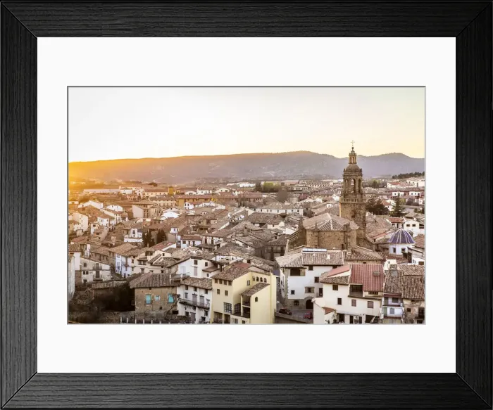 Framed Print : Spagna - Teruel - Turismo del Tartufo. Vista panoramica di Rubielos de Mora Framed Print : Spagna - Teruel - Turismo del Tartufo. Vista panoramica di Rubielos de Mora
