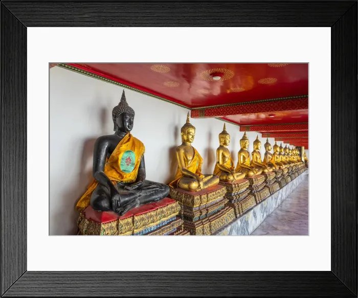 Framed Print : Buddha statues in Wat Pho (Temple of the Reclining Buddha), Bangkok, Thailand Framed Print : Buddha statues in Wat Pho (Temple of the Reclining Buddha), Bangkok, Thailand