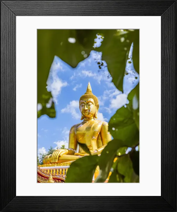 Framed Print : A buddhist temple high in the mountains in Pai, Mae Hong Son province, Northern Thailand Framed Print : A buddhist temple high in the mountains in Pai, Mae Hong Son province, Northern Thailand