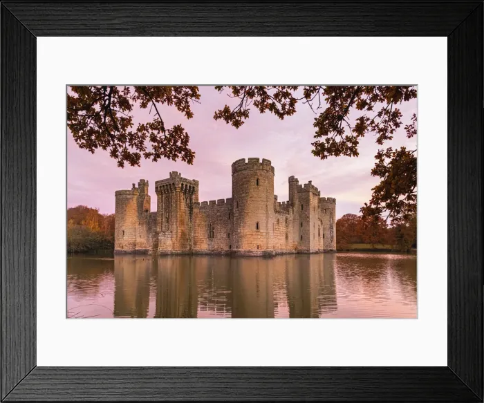 Framed Print : England, East Sussex, Robertsbridge, Bodiam Castle and Castle Moat Framed Print : England, East Sussex, Robertsbridge, Bodiam Castle and Castle Moat
