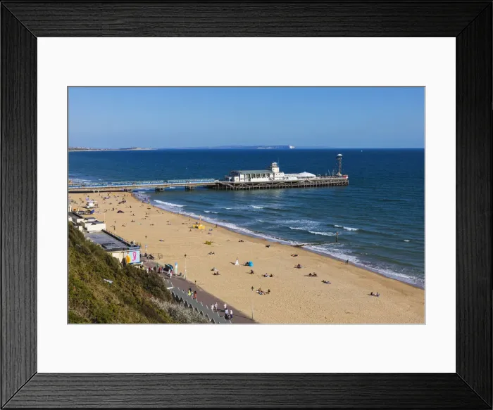 Framed Print : England, Dorset, Bournmouth, Bournmouth Beach and Pier Framed Print : England, Dorset, Bournmouth, Bournmouth Beach and Pier