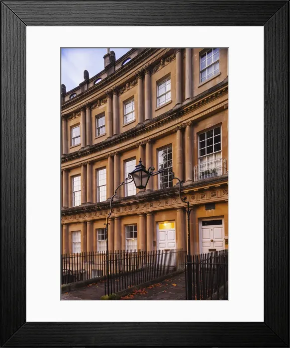Framed Print : England, Somerset, Bath, The Circus, Georgian Era Townhouses built between 1754 and 1768 Framed Print : England, Somerset, Bath, The Circus, Georgian Era Townhouses built between 1754 and 1768
