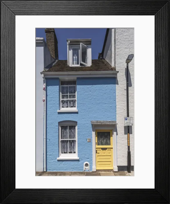 Framed Print : England, Kent, Deal, Residential Street Scene with Colourful Housing Framed Print : England, Kent, Deal, Residential Street Scene with Colourful Housing