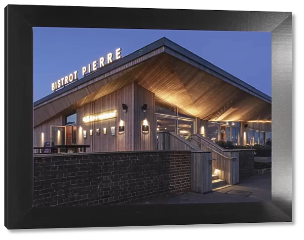 England, East Sussex, Eastbourne, Bistro Pierre Waterfront Bar and Restaurant
