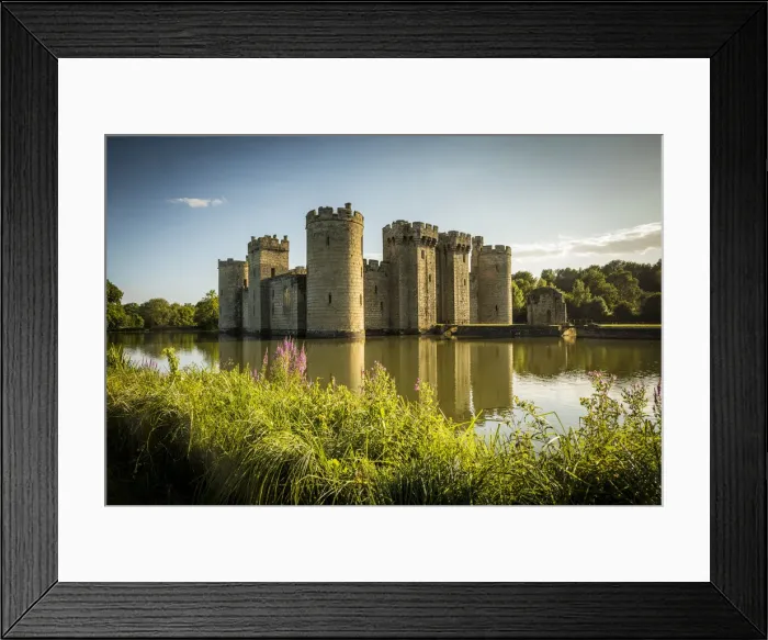 Framed Print : 14th century Bodiam Castle, East Sussex, England, UK Framed Print : 14th century Bodiam Castle, East Sussex, England, UK