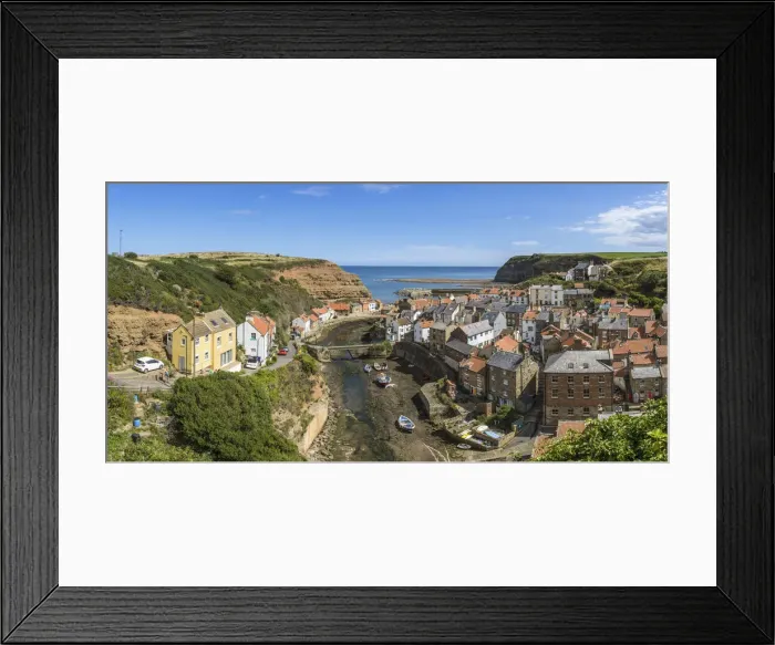 Framed Print : Staithes, Yorkshire, England, UK Framed Print : Staithes, Yorkshire, England, UK