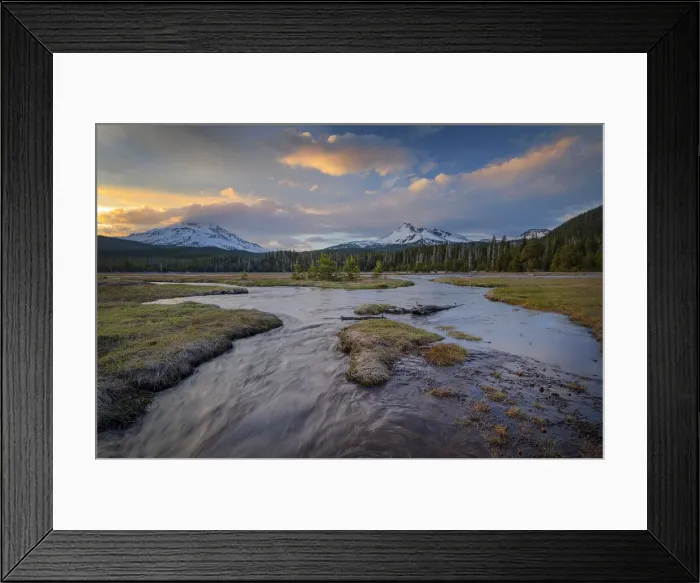 Framed Print : USA, Pacific Northwest, Oregon, Central Oregon, Cascades Framed Print : USA, Pacific Northwest, Oregon, Central Oregon, Cascades