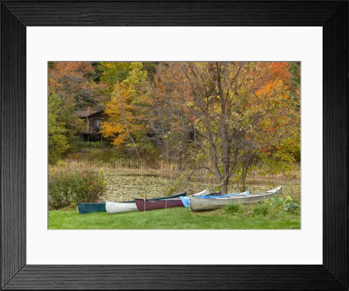 Framed Print : USA, New England, Indian Summer, White Mountains, New Hampshire, Lake Kanasatka Framed Print : USA, New England, Indian Summer, White Mountains, New Hampshire, Lake Kanasatka