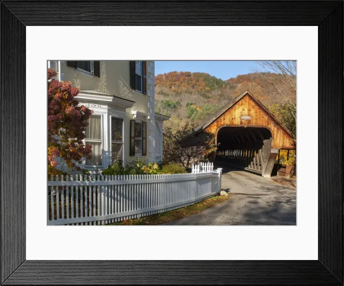 Framed Print : USA, New England, Indian Summer, East, Vermont, Woodstock, Middle bridge Framed Print : USA, New England, Indian Summer, East, Vermont, Woodstock, Middle bridge