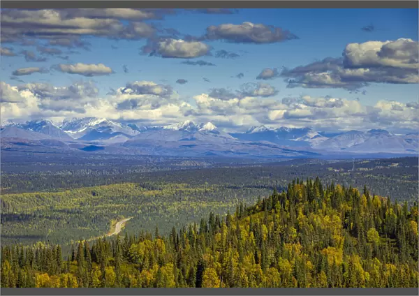 Alaska Range seen from K esugi Ridge Trail, Denali State Park