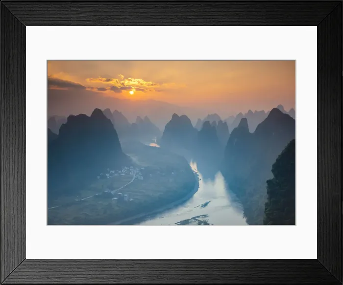 Framed Print : Karst peaks and the Li river, Yangshuo, Guangxi, China Framed Print : Karst peaks and the Li river, Yangshuo, Guangxi, China