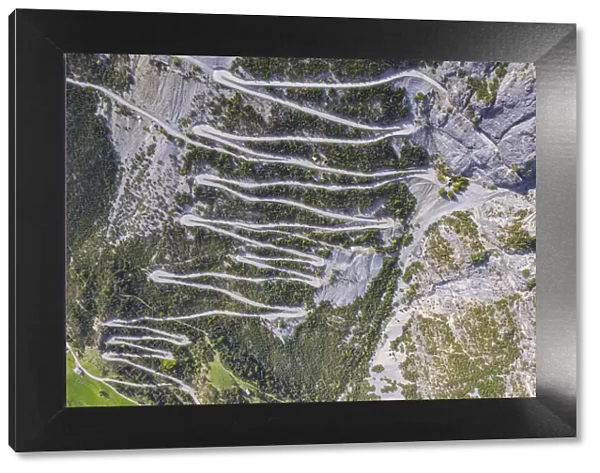 The winding road to Torri di Fraele, Fraele Valley, Valdidentro, Valtellina, Sondrio
