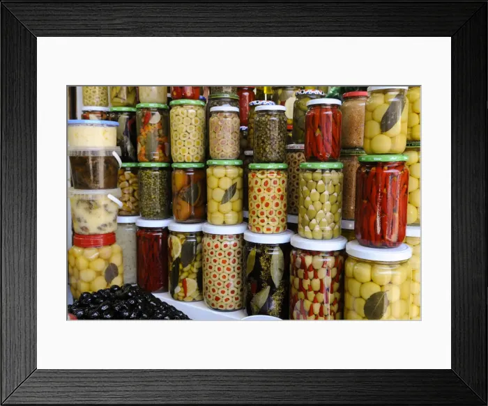 Framed Print : Olive stand, Medina Souk, Marrakech, Morocco