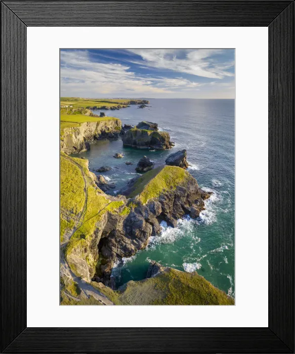 Framed Print : Aerial vista of dramatic coastline near Porthcothan, North Cornwall, England