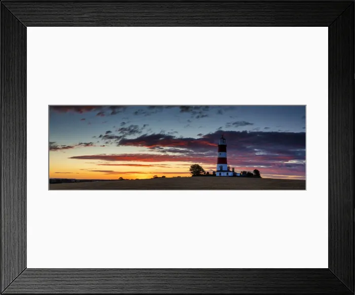 Framed Print : Happisburgh Lighthouse at Sunset, Happisburgh, Norfolk, England Framed Print : Happisburgh Lighthouse at Sunset, Happisburgh, Norfolk, England