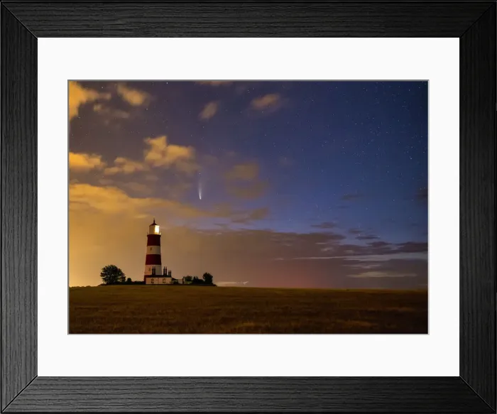 Framed Print : NEOWISE Comet over Happisburgh Lighthouse, Happisburgh, Norfolk, England Framed Print : NEOWISE Comet over Happisburgh Lighthouse, Happisburgh, Norfolk, England