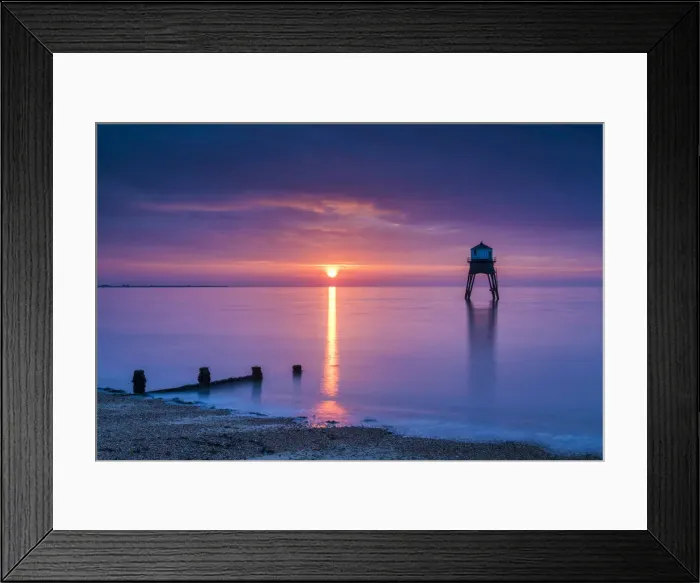 Framed Print : Dovercourt Lighthouse at Sunrise, Dovercourt, Essex, England Framed Print : Dovercourt Lighthouse at Sunrise, Dovercourt, Essex, England