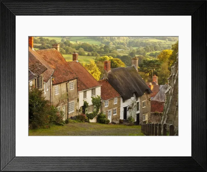 Framed Print : Gold Hill, Shaftesbury, Dorset, England